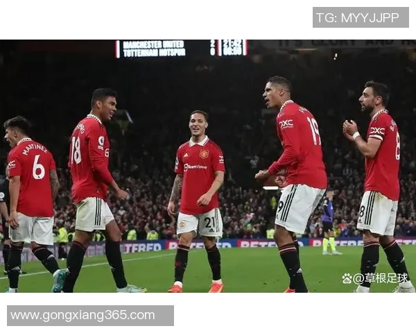 世界杯焦点战皇马与本菲卡平局红牌事件引发全场热议与数据分析