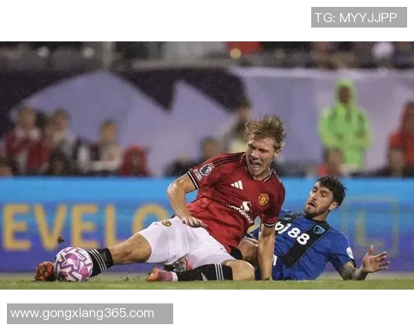 国米友谊赛大胜曼联四球狂欢绝杀瞬间引发转会热议