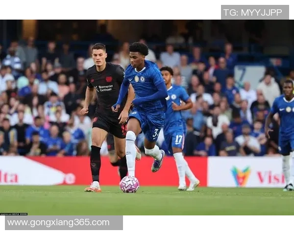 友谊赛切尔西与拜仁战成平局数据解析揭示比赛精彩瞬间