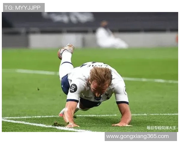 世界杯精彩对决AC米兰大胜热刺乌龙球成关键战术分析 世界杯精彩对决AC米兰大胜热刺乌龙球成关键战术分析