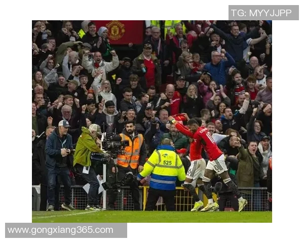 意甲大战曼联小胜曼城精彩瞬间回顾十大进球引爆全场热情