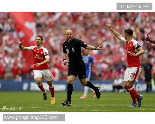 阿森纳在足总杯中大胜本菲卡四球逆转全场激情瞬间回顾