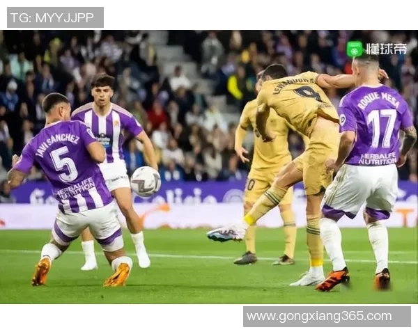 英超激战：尤文图斯大胜巴萨六比二乌龙球成比赛转折点解析