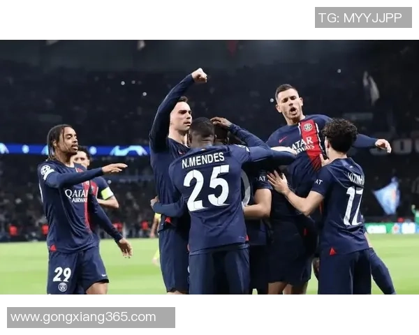 欧冠激战:里昂凭借帽子戏法力克热刺全场沸腾十大精彩进球回顾 欧冠激战:里昂凭借帽子戏法力克热刺全场沸腾十大精彩进球回顾